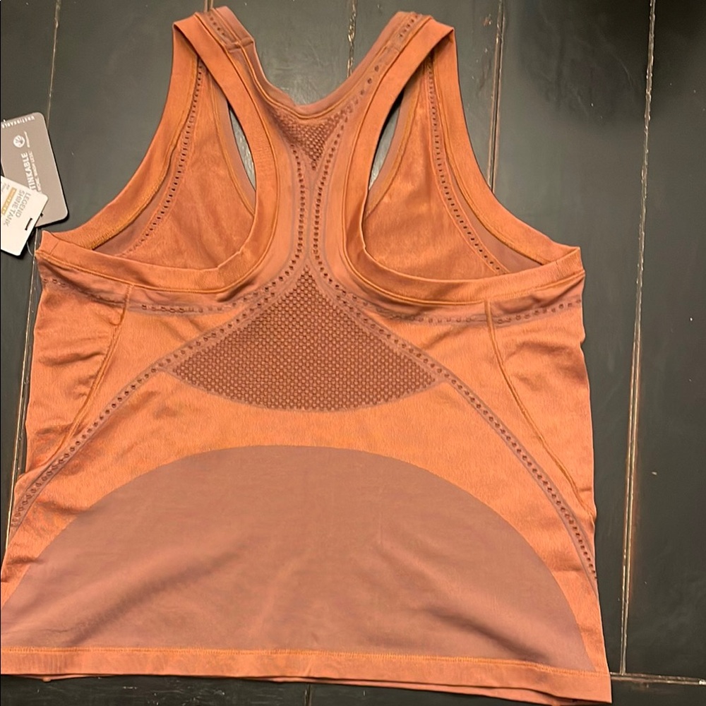 Athleta Allyson Felix Fitted Unstinkable No Slide Tank Top